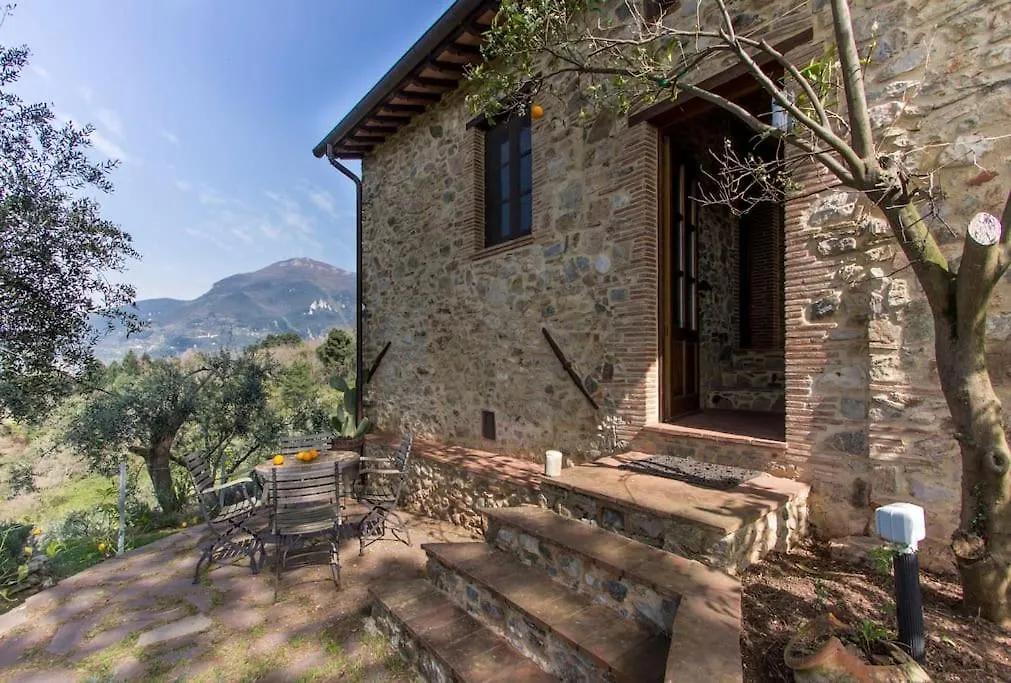 Chalet Le Vigne Del Grillo Villa Camaiore Italy